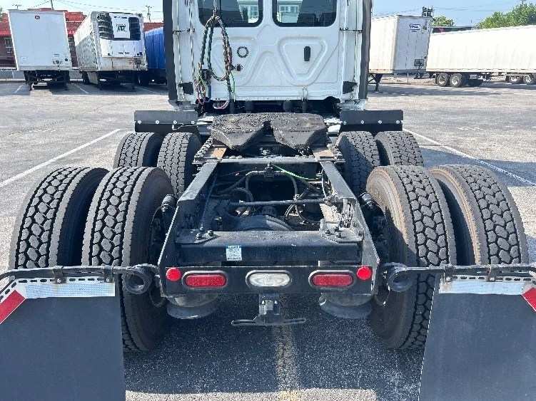 2019 Freightliner Cascadia in Nashville (Mount Juliet), TN — photo 6