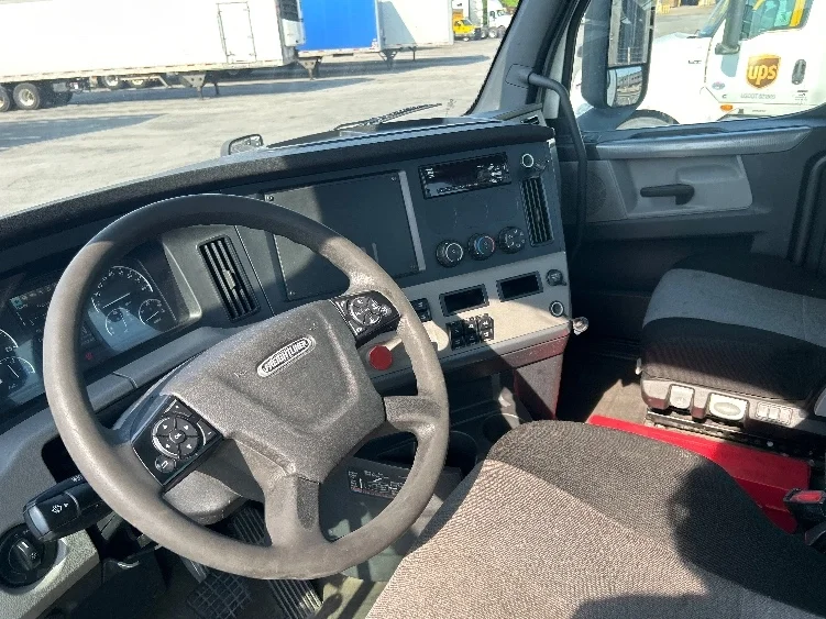 2019 Freightliner Cascadia in Nashville (Mount Juliet), TN — photo 10
