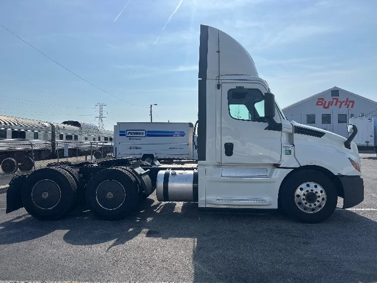 2019 Freightliner Cascadia in Nashville (Mount Juliet), TN — photo 8