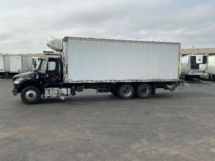 2023 Freightliner eM2 in Linden, NJ — photo 4