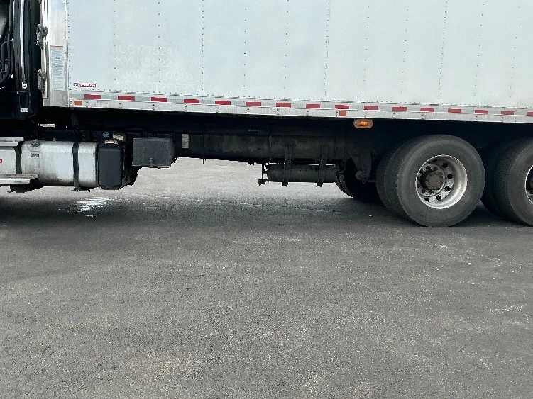 2023 Freightliner eM2 in Linden, NJ — photo 5