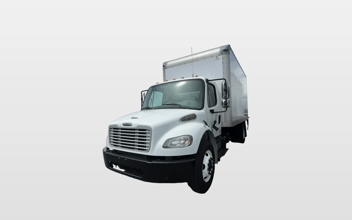 2017 Freightliner M2 106 - image 1