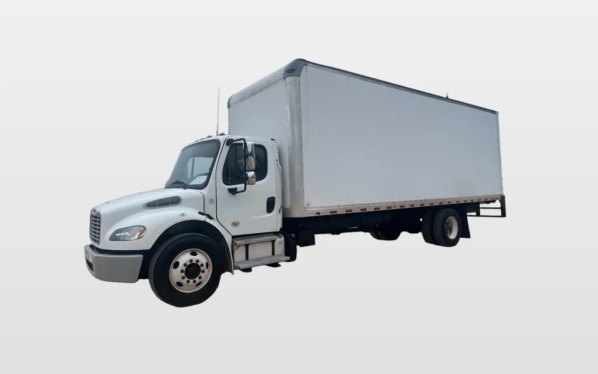 2018 Freightliner M2 106 - image 1