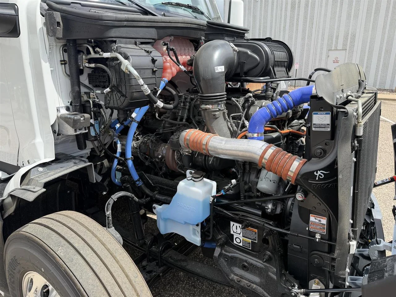 2027 Peterbilt 579 in Eau Claire, WI — photo 5