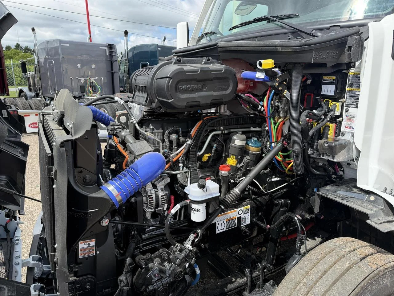 2027 Peterbilt 579 in Eau Claire, WI — photo 6