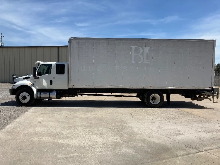 2020 International MV - image 4