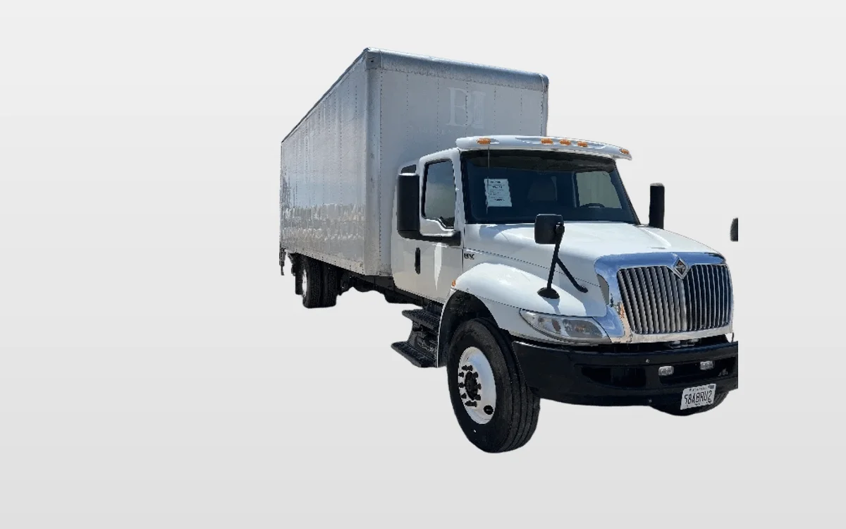 2020 International MV - image 1