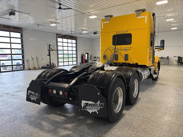 2015 Kenworth T880 in Hartford, SD — photo 4