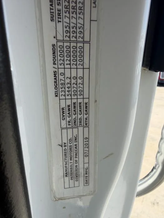 2020 Peterbilt 579 - image 27