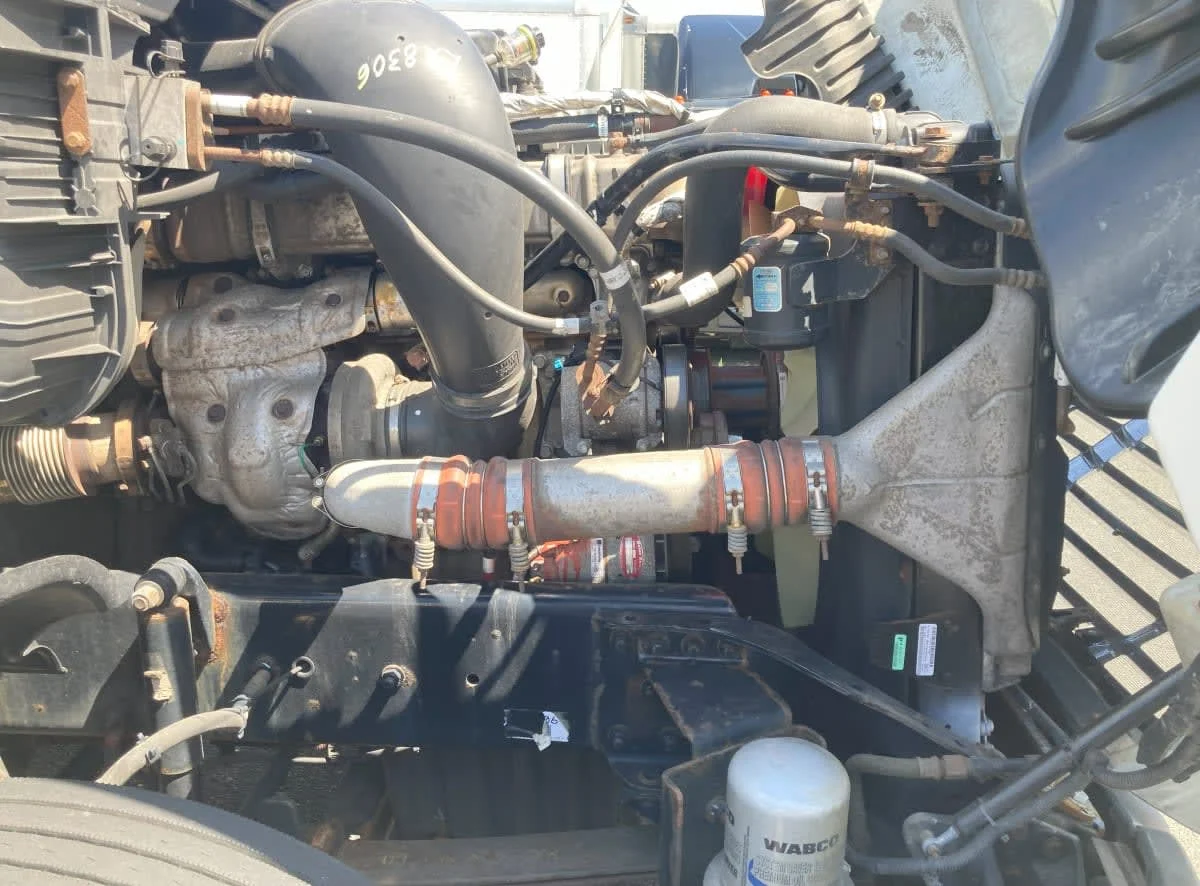 2020 Freightliner Cascadia in Springfield, MA — photo 9