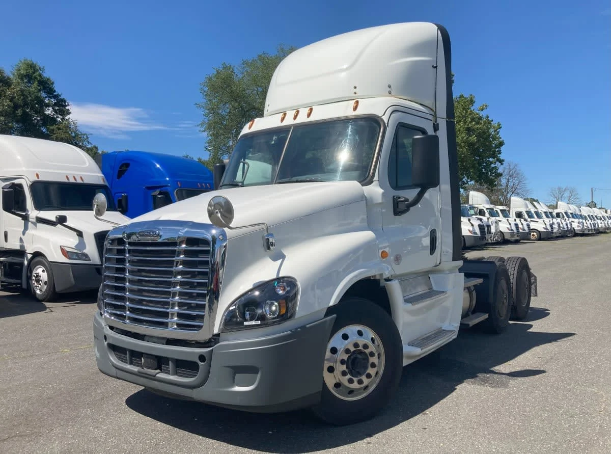 2020 Freightliner Cascadia