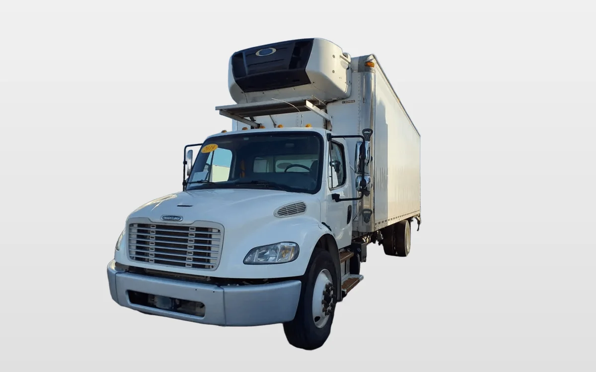 2019 Freightliner M2 106 - image 1