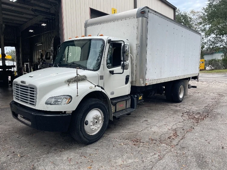 2014 Freightliner M2 106 in Jacksonville, FL