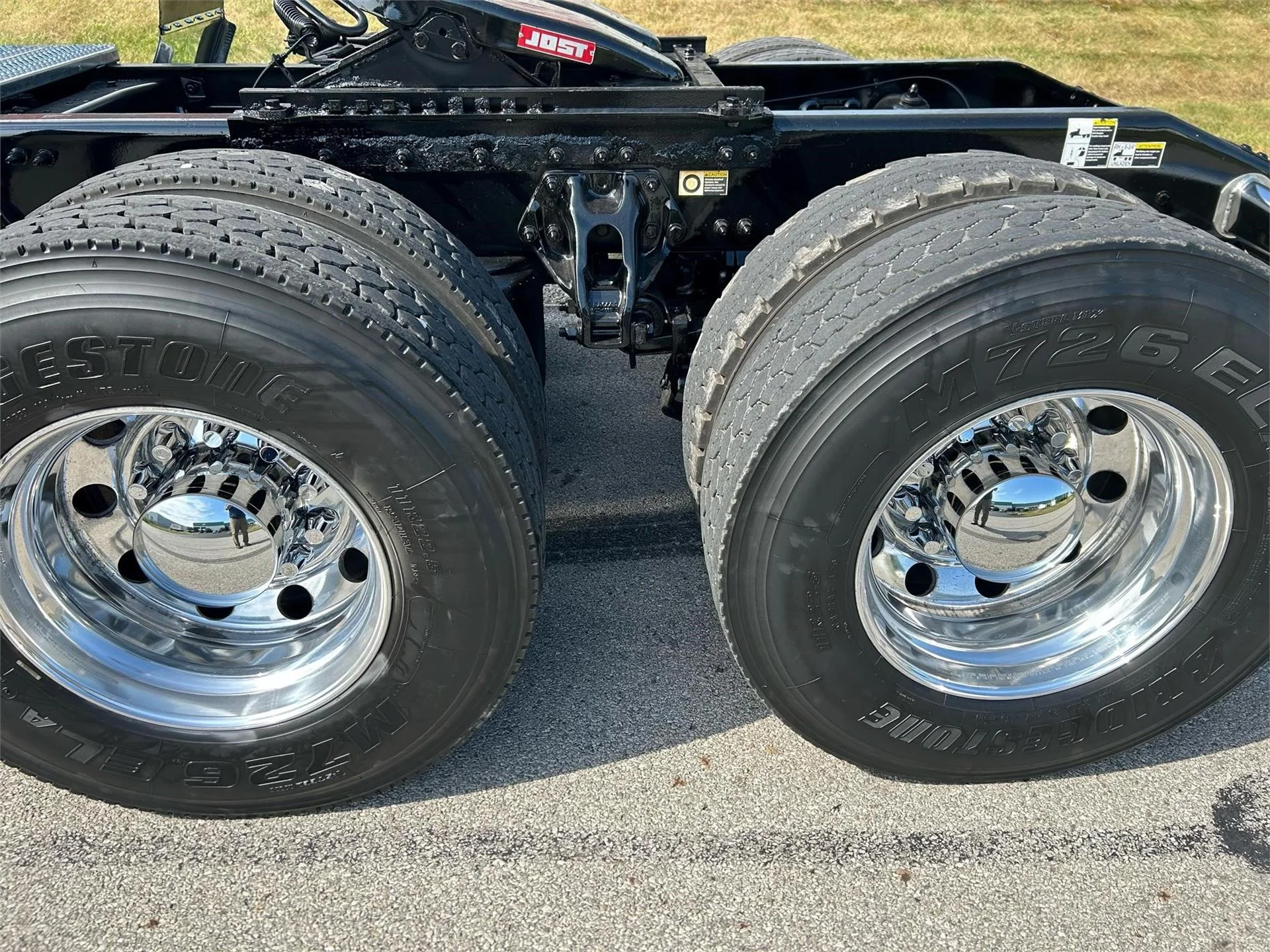 2019 Peterbilt 567 - image 13