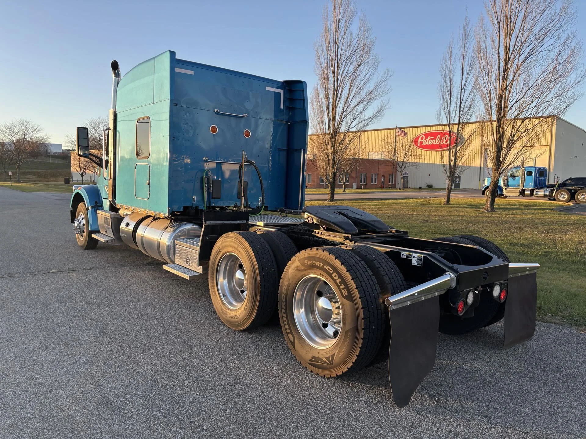 2019 Peterbilt 567 in Zanesville, OH — photo 4