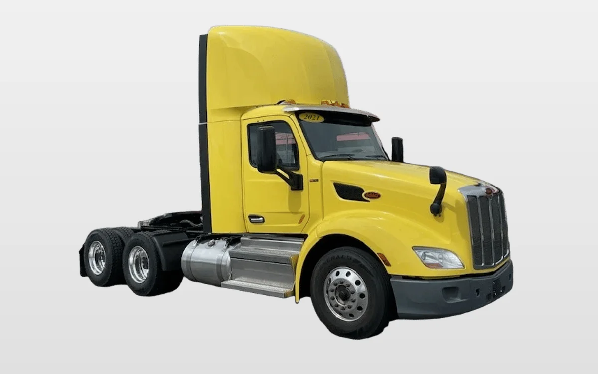 2021 Peterbilt 579 - image 1
