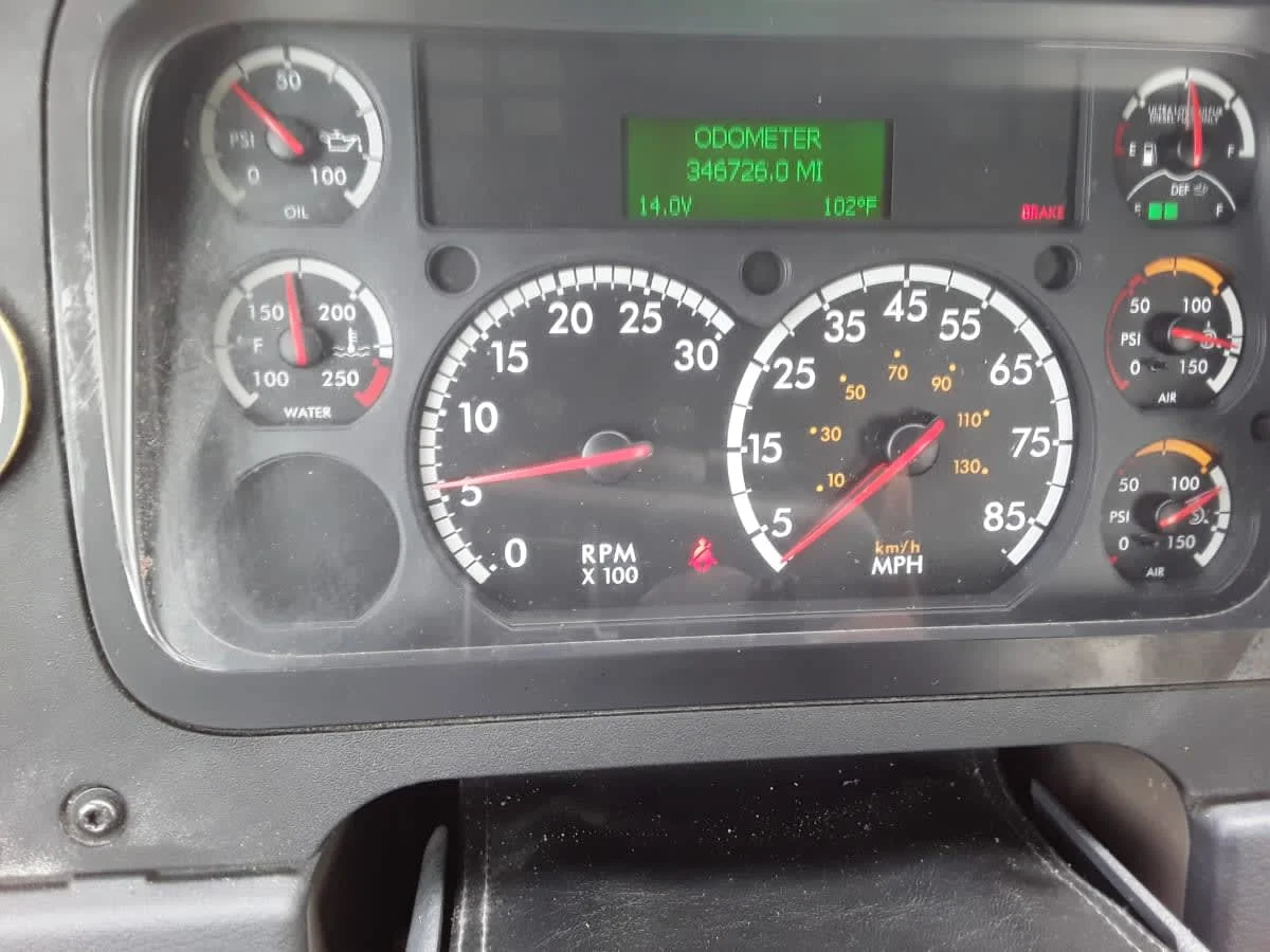 2020 Freightliner Cascadia in La Vergne, TN — photo 11
