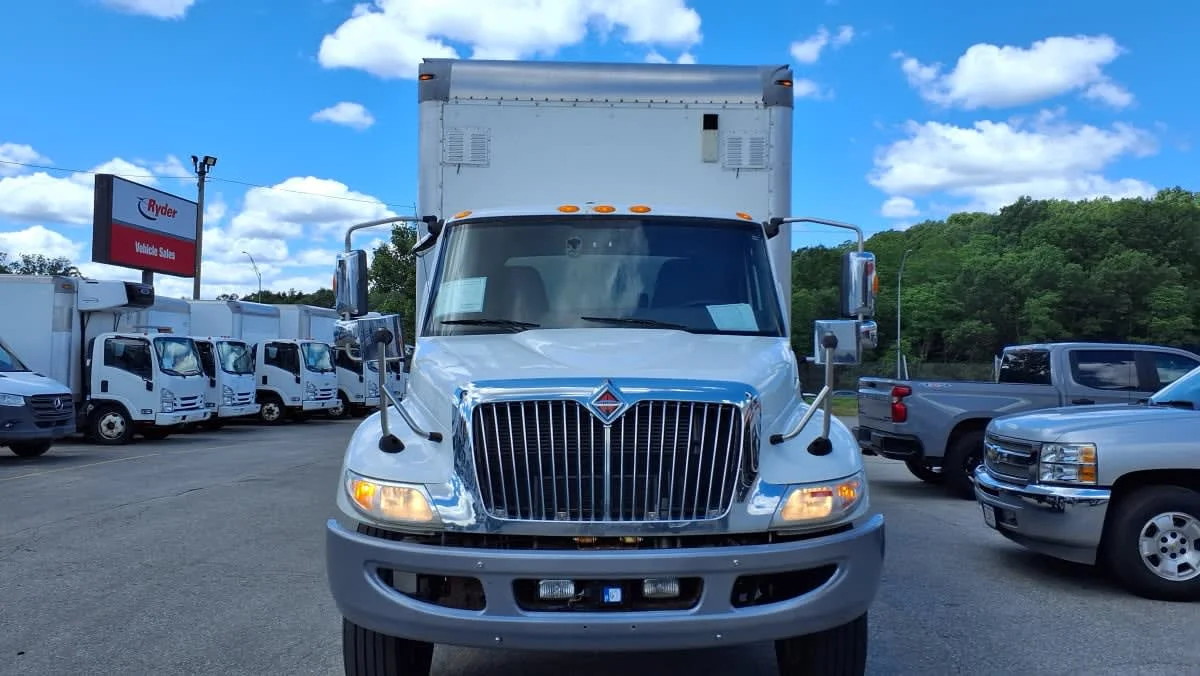 2020 International MV in Salisbury, MA — photo 2