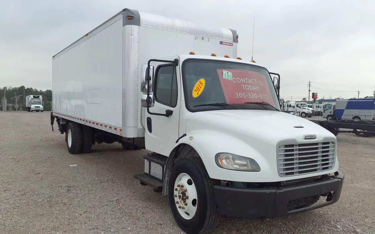 2018 Freightliner M2 106 in Birmingham, AL — photo 3