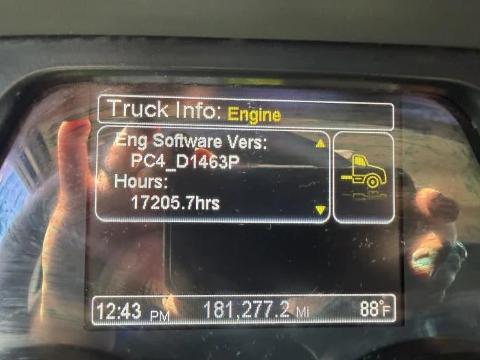 2019 Peterbilt 579 - image 32