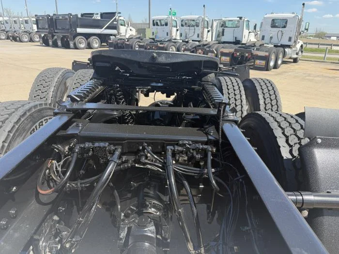 2019 Peterbilt 579 - image 15