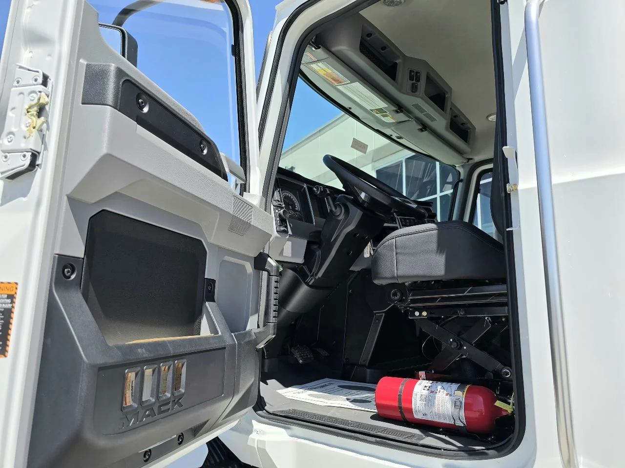 2026 Mack MD in Toledo, OH — photo 8