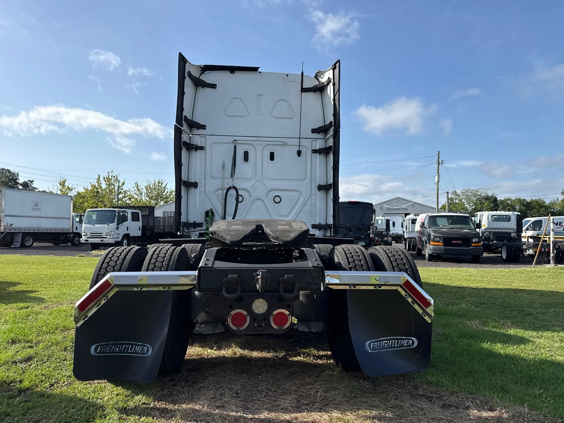 2022 Freightliner Cascadia in Commerce City, CO — photo 4