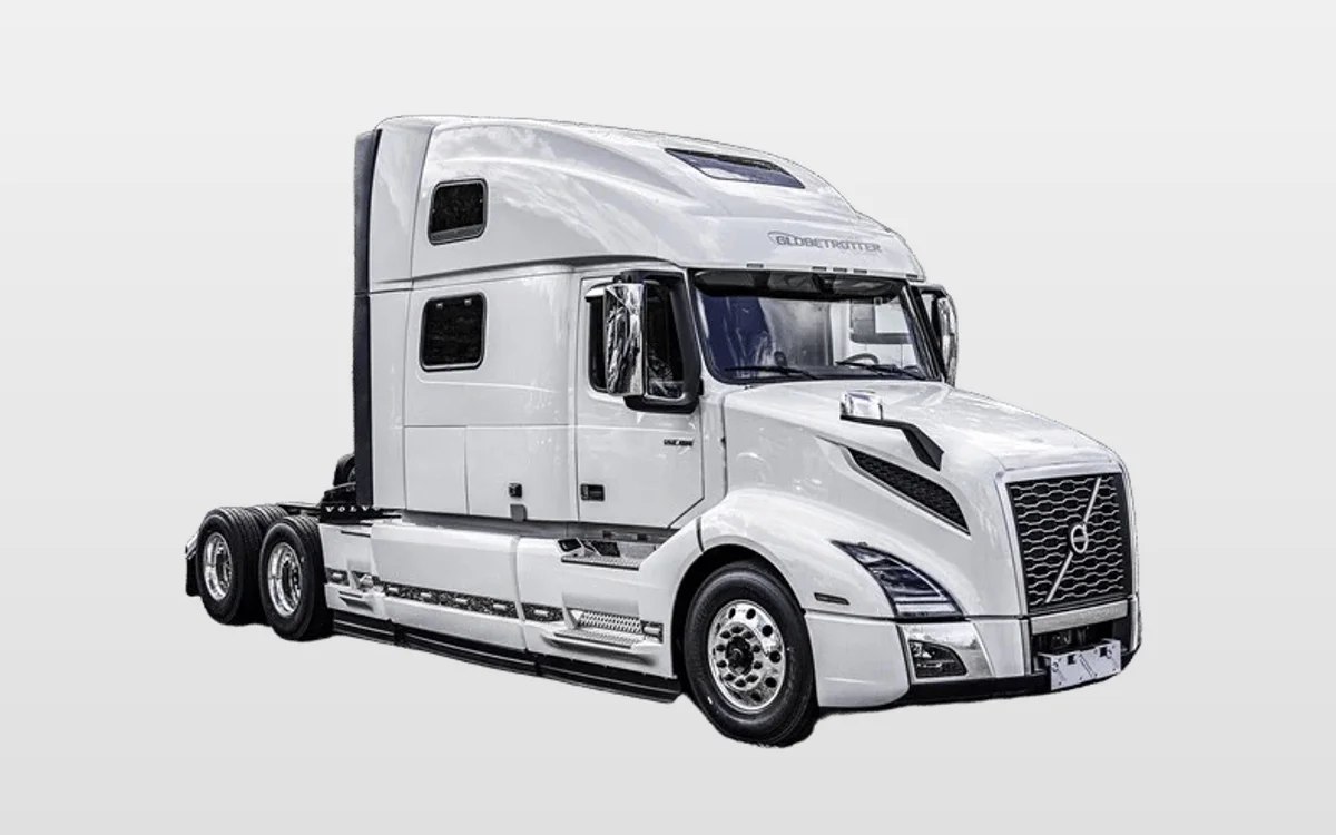 2025 Volvo - image 1