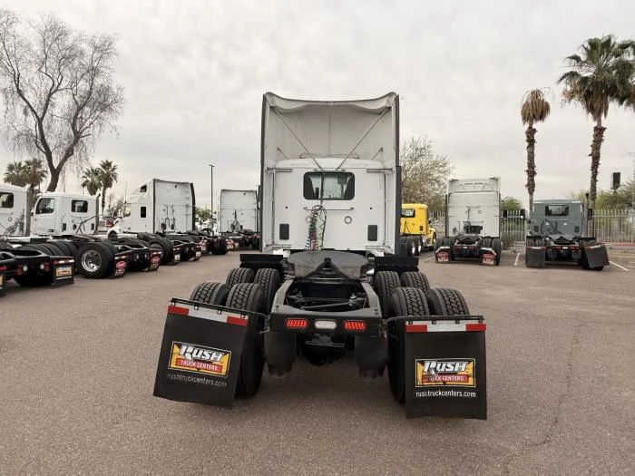 2020 Peterbilt 579 — photo 5