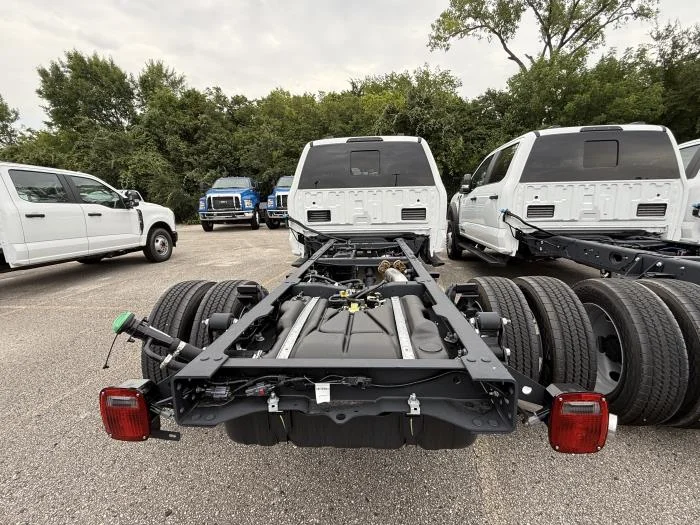 2025 Ford F-550 in Dallas, TX — photo 6