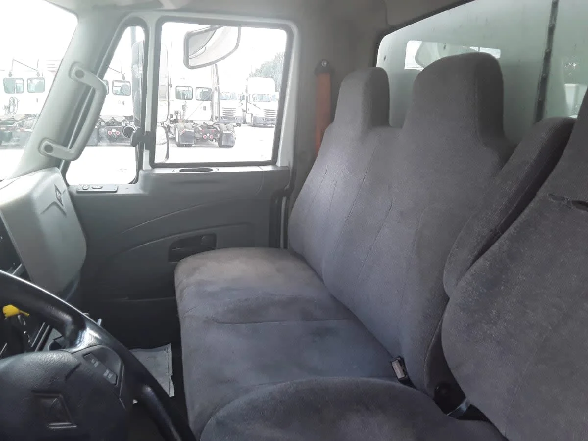 2019 International 4300 in La Vergne, TN — photo 7