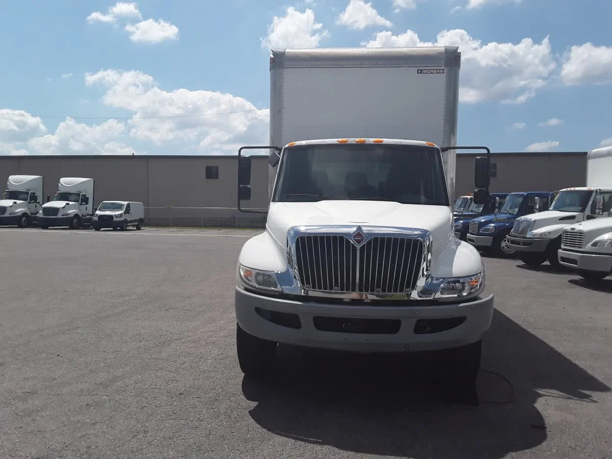 2019 International 4300 in La Vergne, TN — photo 2