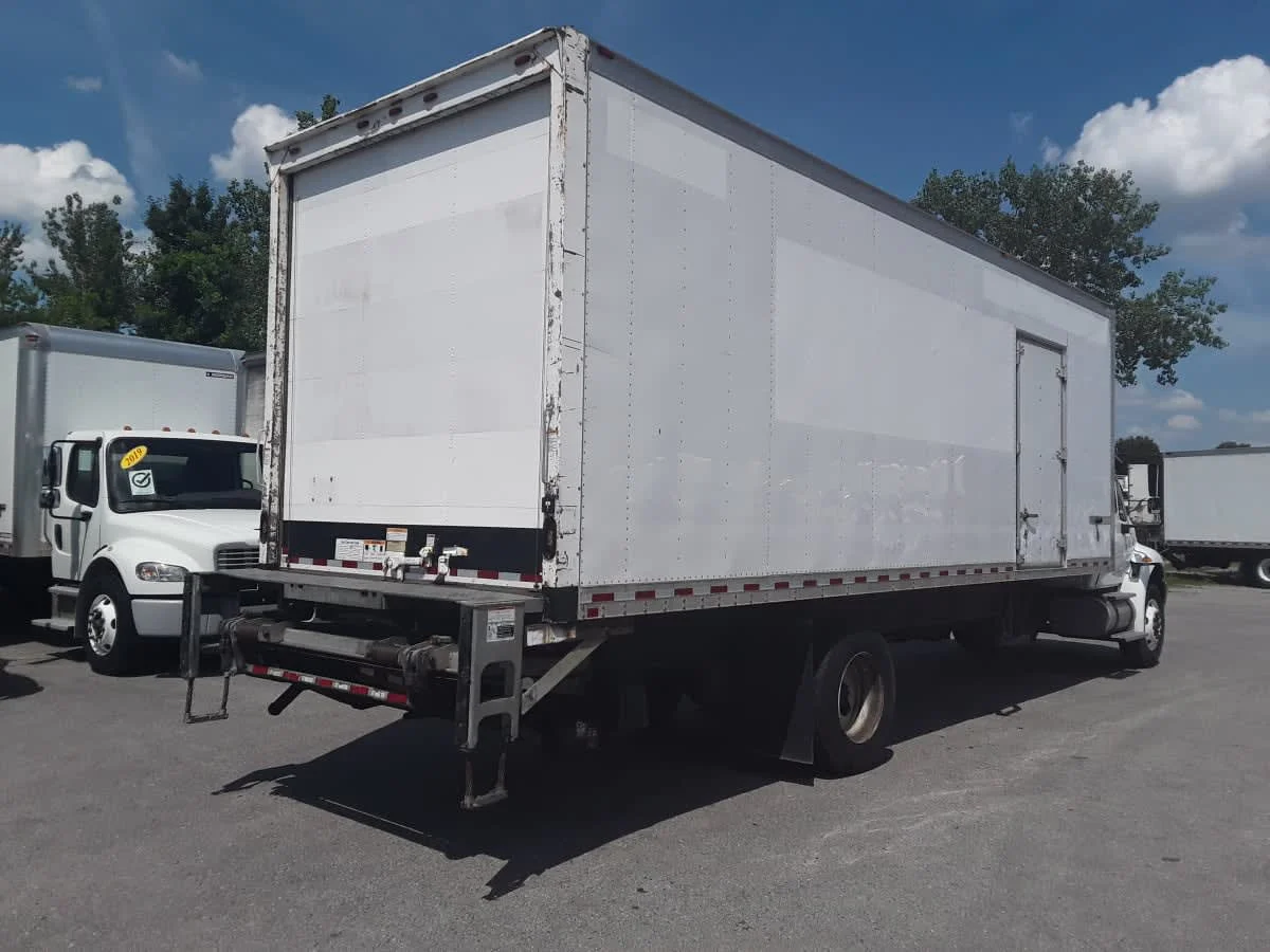 2019 International 4300 in La Vergne, TN — photo 4