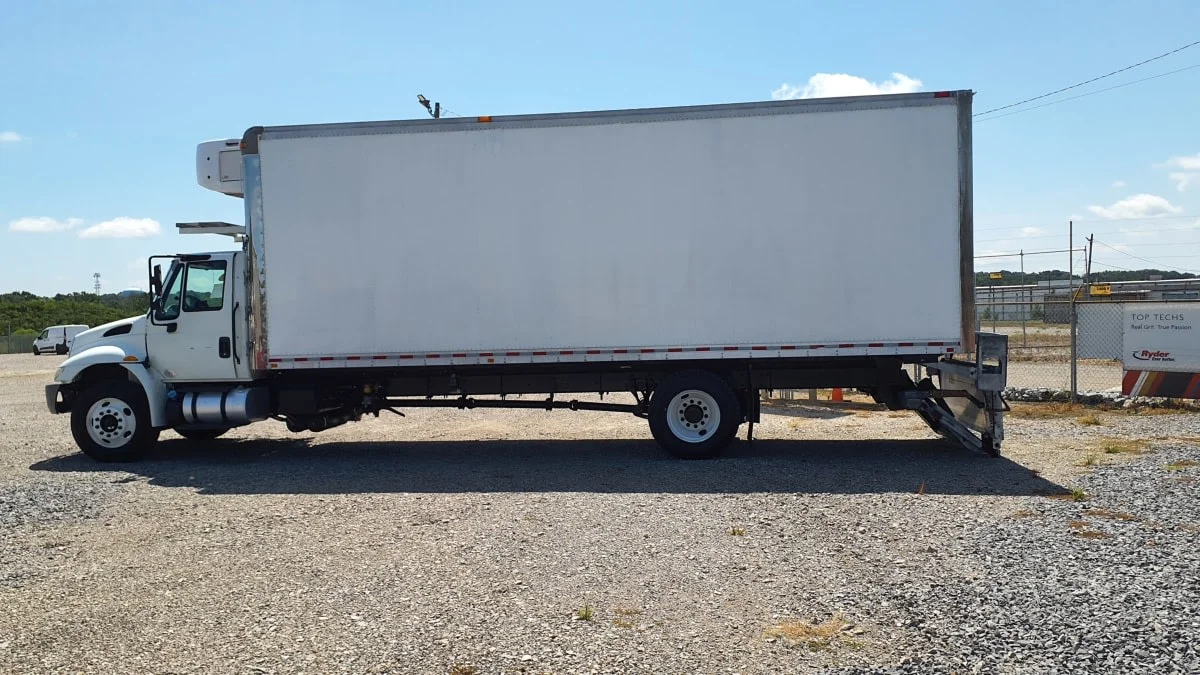 2018 International 4300 in Birmingham, AL — photo 6