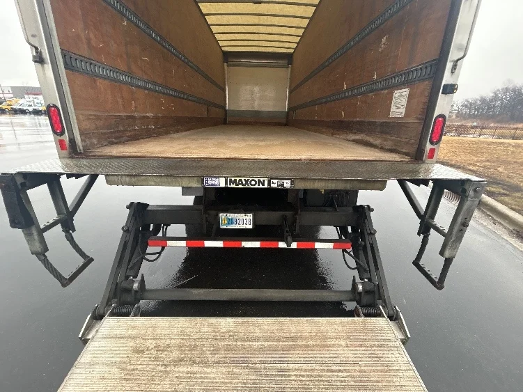 2020 Freightliner M2 112 - image 10