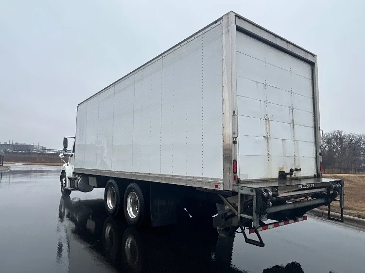 2020 Freightliner M2 112 - image 6