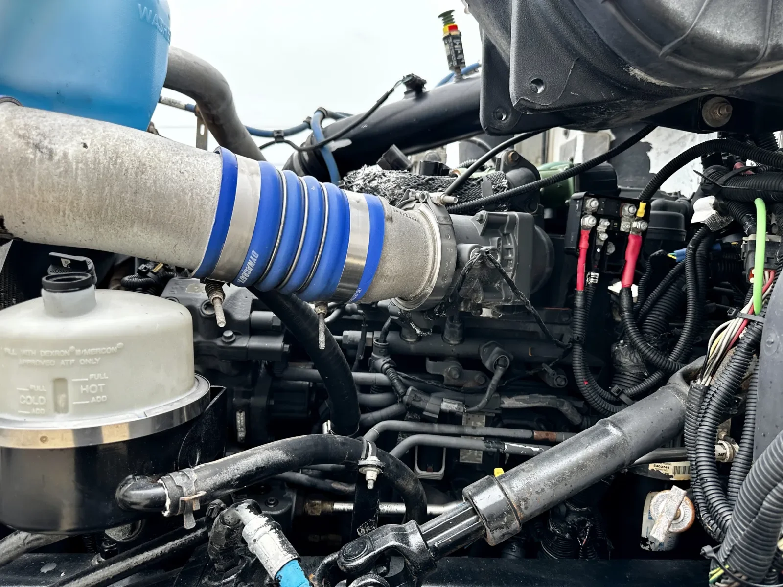 2015 Peterbilt 348 in Hutchins, TX — photo 13