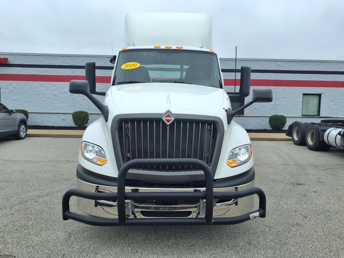 2020 International LT in Cleveland, OH — photo 2