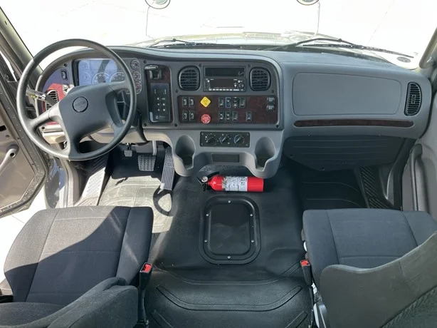 2024 Freightliner M2 106 in Salt Lake City, UT — photo 19