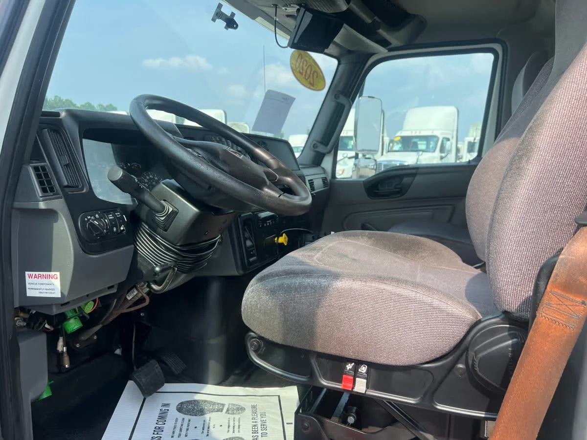 2020 International MV in Birmingham, AL — photo 8