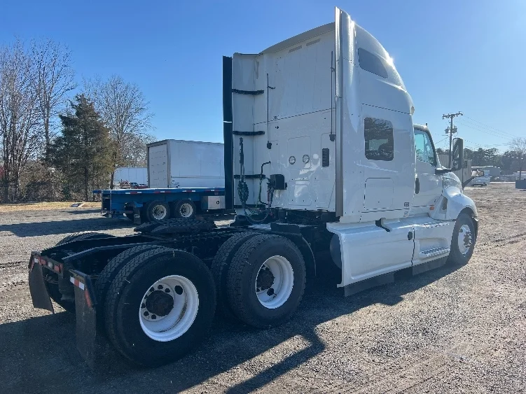2022 International LT in Concord, NC — photo 7