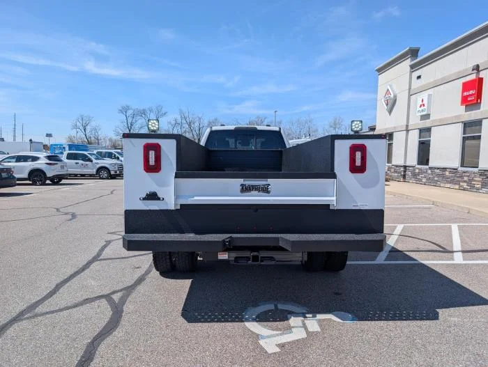 2026 Ford F-550 in Cincinnati, OH — photo 5