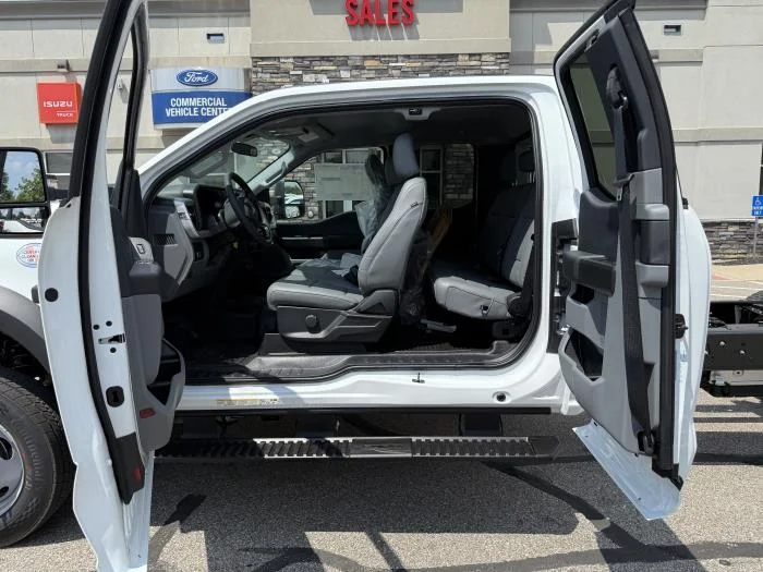 2026 Ford F-550 in Cincinnati, OH — photo 7