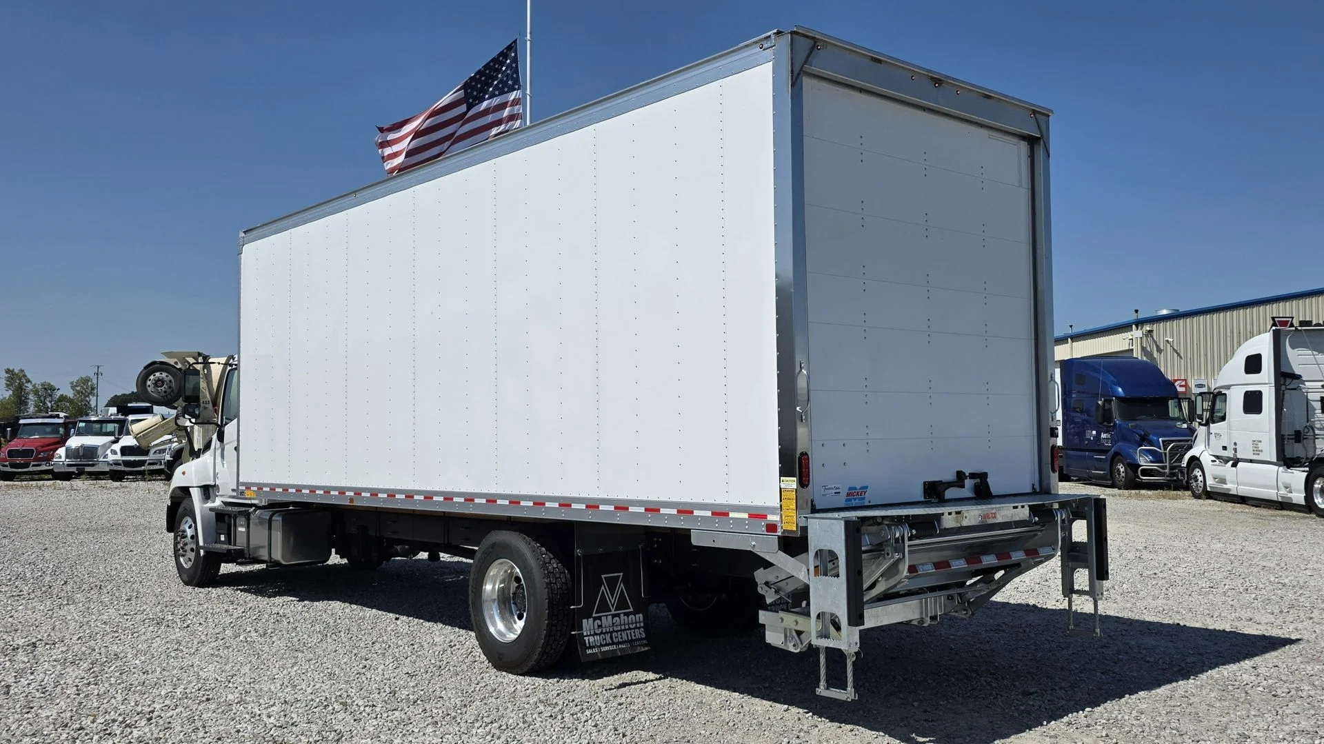 2026 Hino L6 in London, OH — photo 3