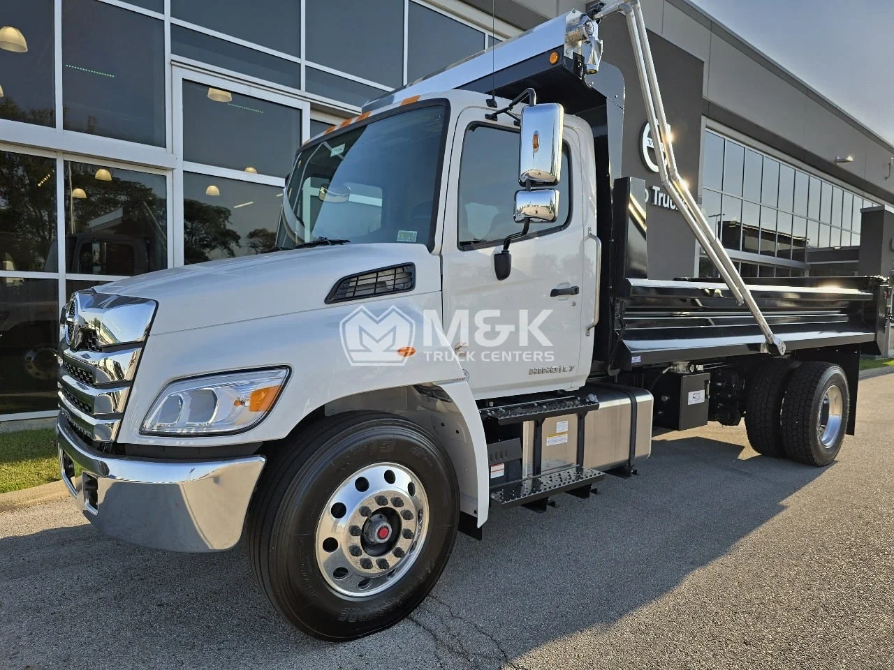 2025 Hino in Pendleton, IN