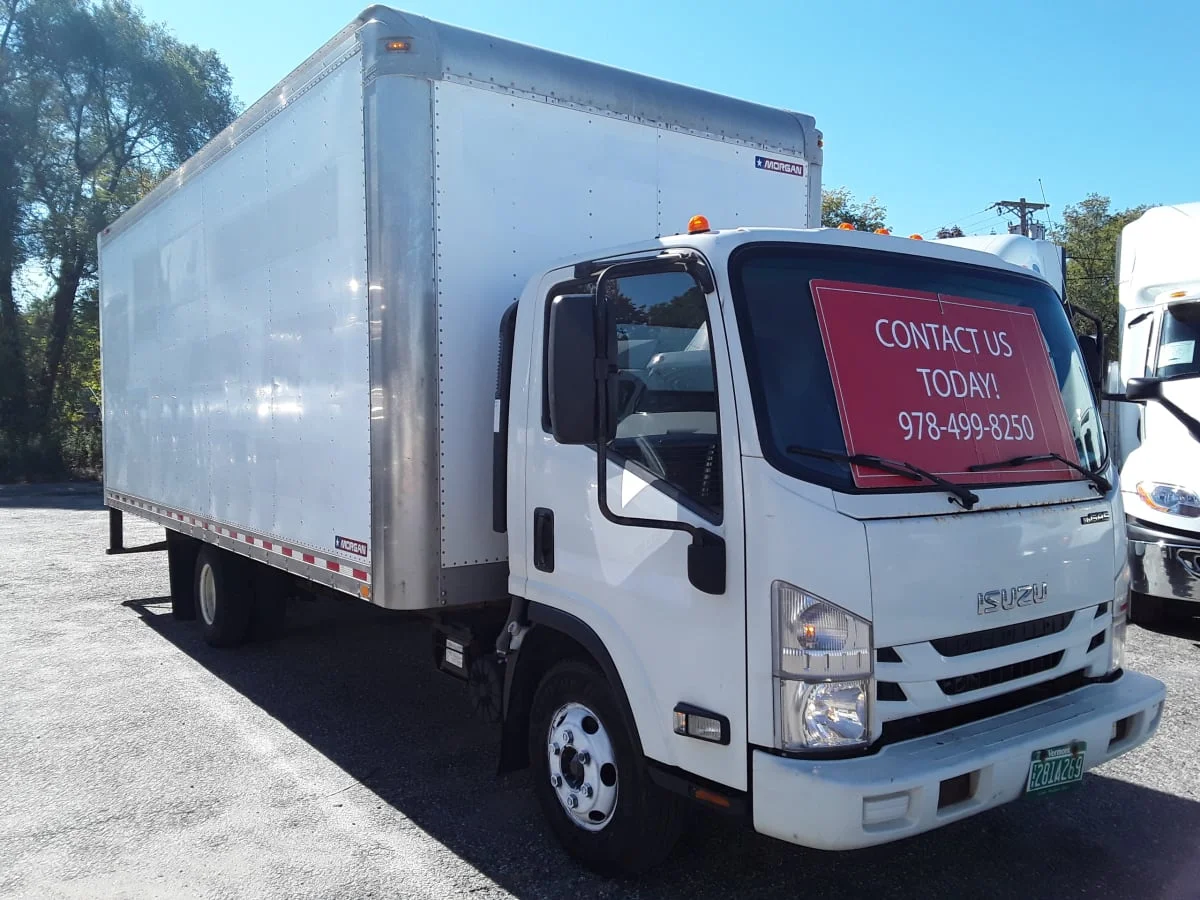 2016 Isuzu - image 3