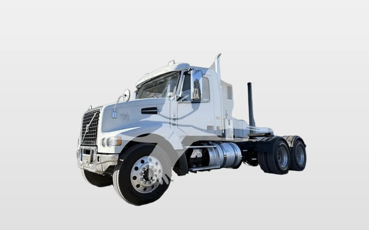 2018 Volvo - image 1