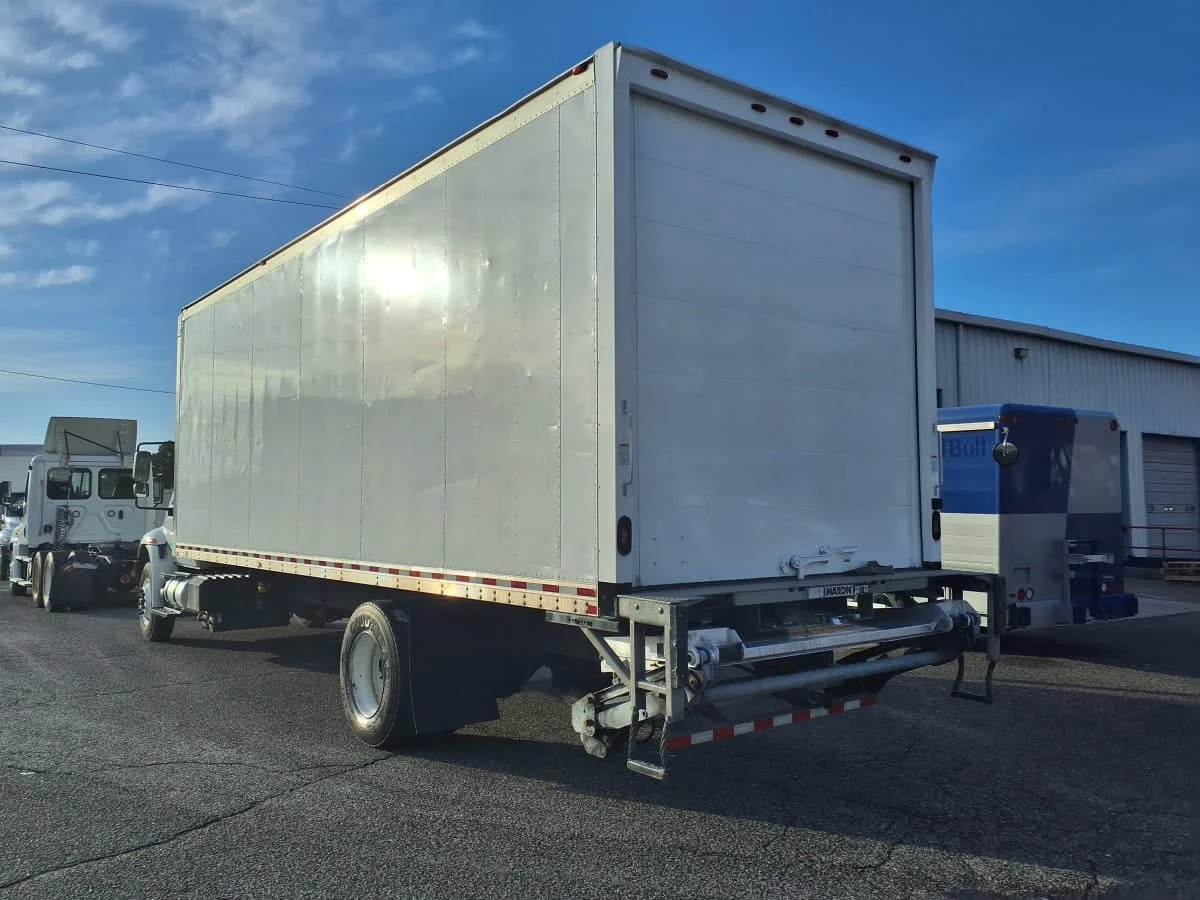 2019 International 4300 - image 6