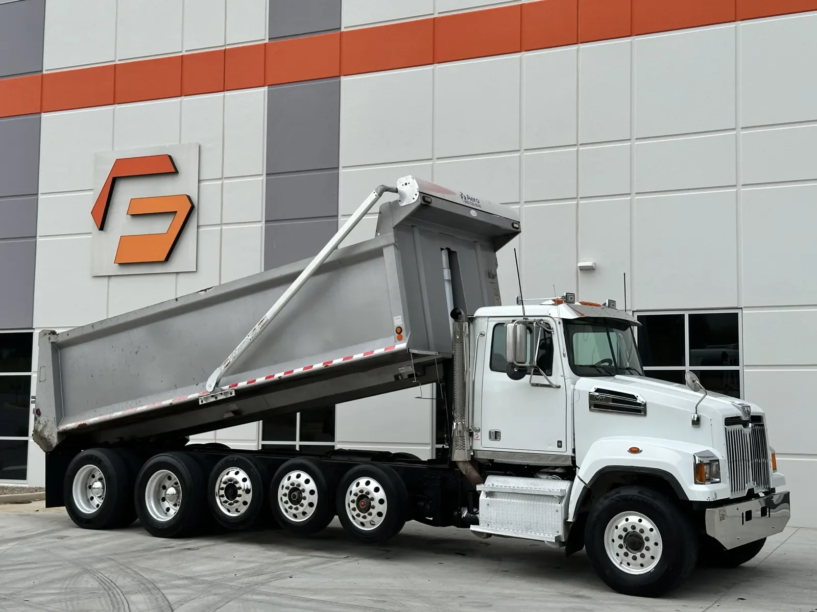 2017 Western Star 4700