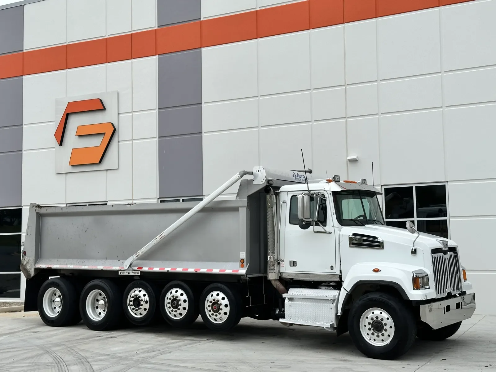 2017 Western Star 4700 in Greer, SC — photo 2